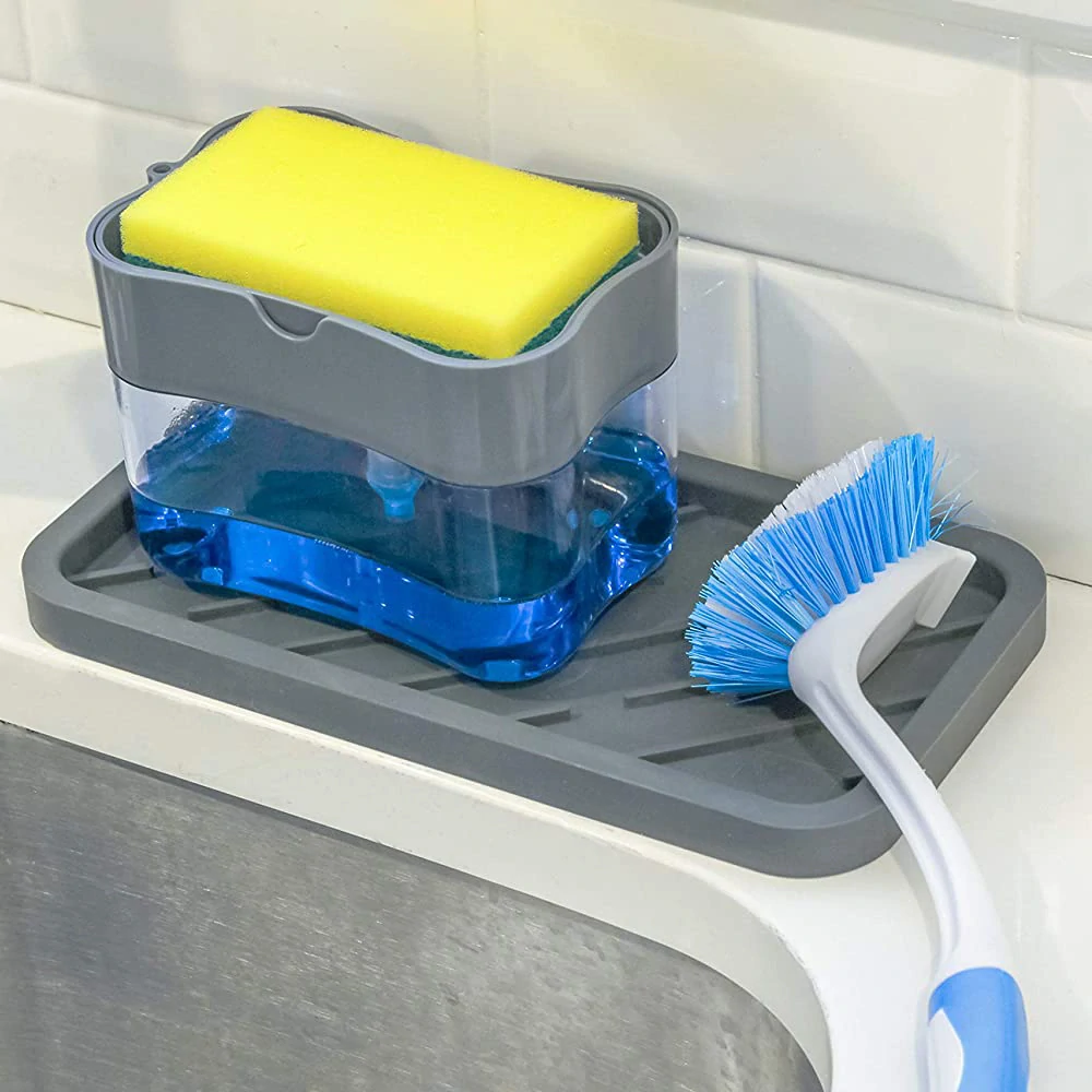 Dávkovač na saponát s houbičkou