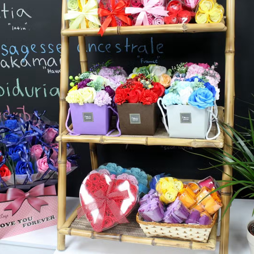 Mýdlové květy růže dárkové balení srdce 24ks - růžová